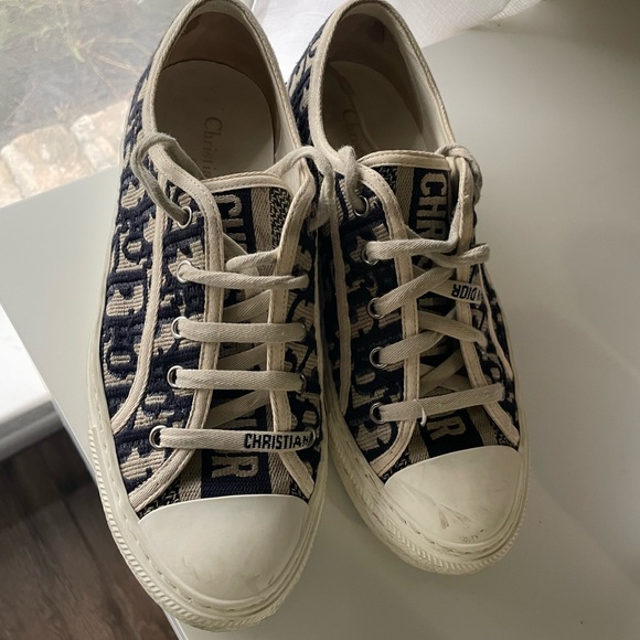 Dior Mile Sneaker White Smooth Lambskin with Navy Blue and  Christian Dior Navy and White Sneakers